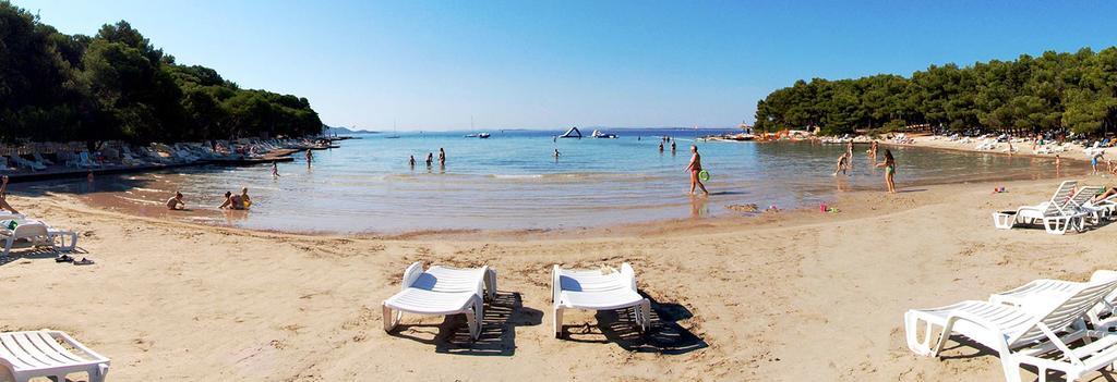 Apartments Dakovic Pakoštane Dış mekan fotoğraf