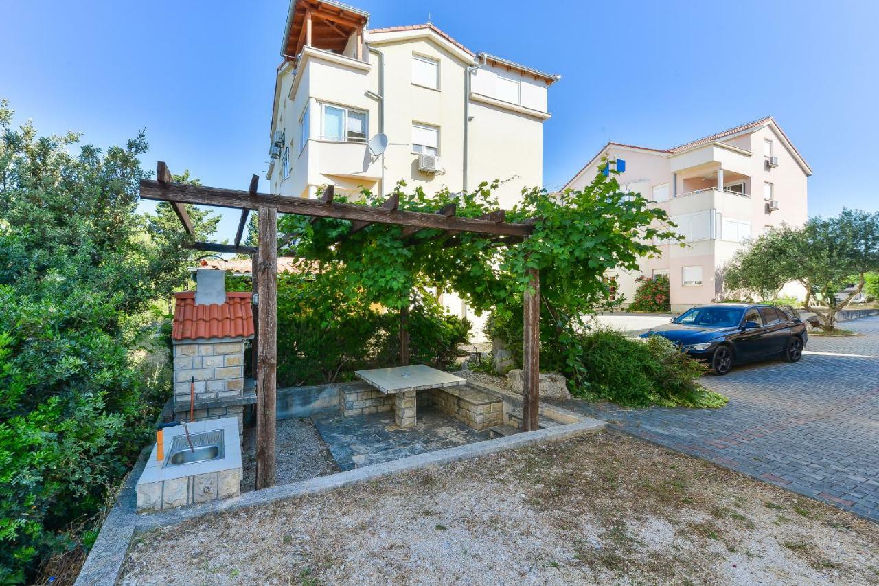 Apartments Dakovic Pakoštane Dış mekan fotoğraf