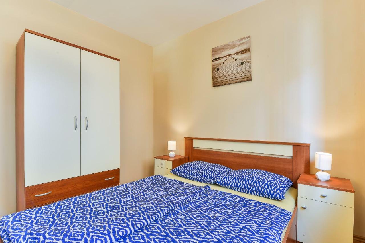 Apartments Dakovic Pakoštane Dış mekan fotoğraf